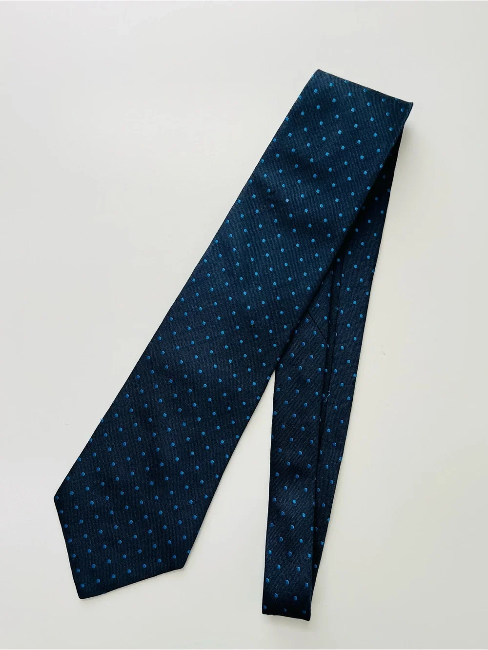 VTG Banana Republic Tie Navy Blue Polka Dot Made in Italy 100% Silk